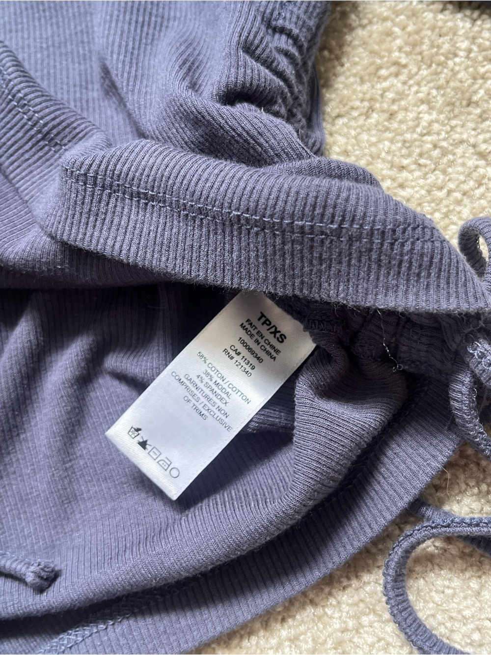 Dynamite Navy Ribbed Long-Sleeve Ruched Crop Top - Picture 3 of 3